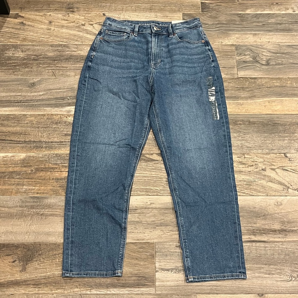 NWT American Eagle Mom Jeans Classic Blue Stretch Size 8 (29W) Regular